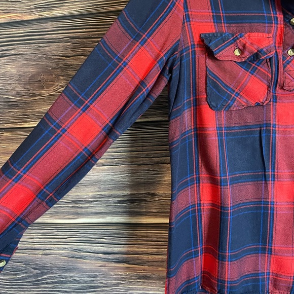 Tinsel Flannel Top - Picture 7 of 9